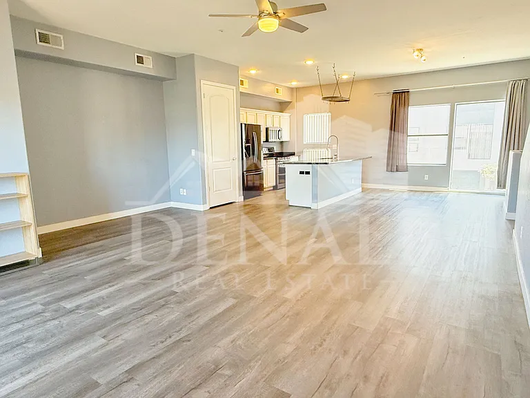 4710 E Culver St — Photo 4