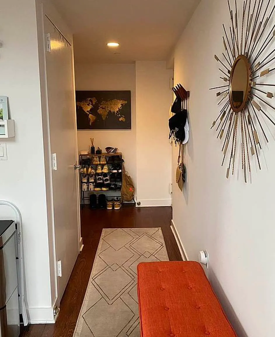 19 Clinton Street — Photo 2