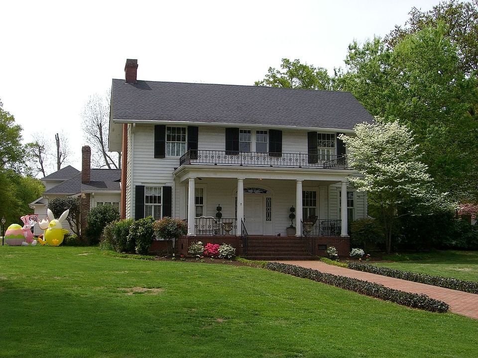 East Rutledge Avenue View