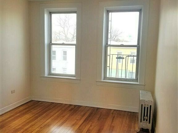4th image of 30-24 49th St #3U