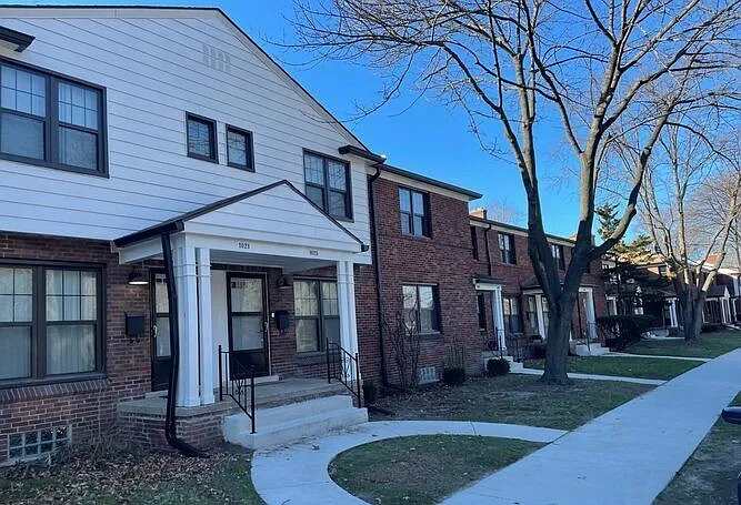 1065 Covington Dr
