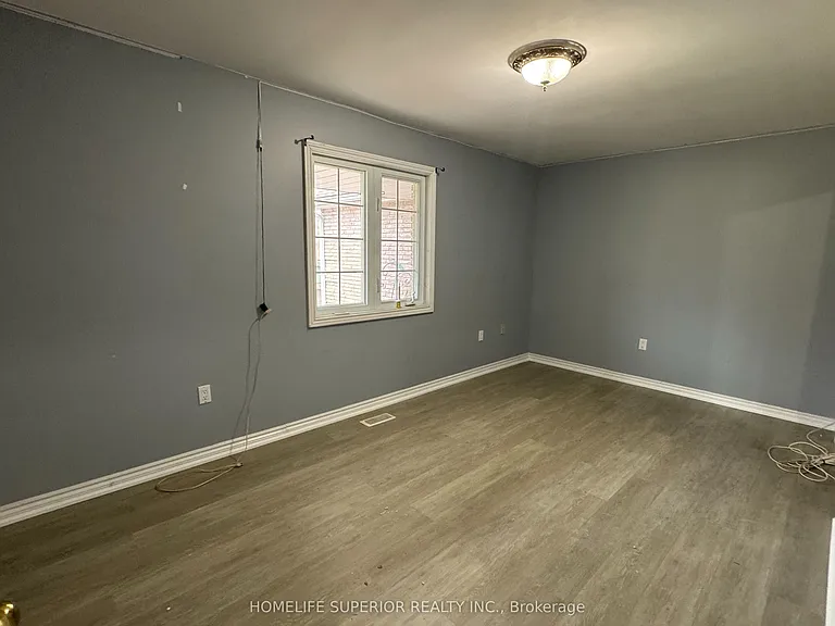 21 McCann Cres — Photo 8