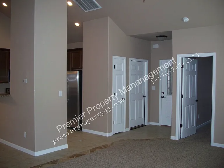 657 Copper Canyon Dr — Photo 5