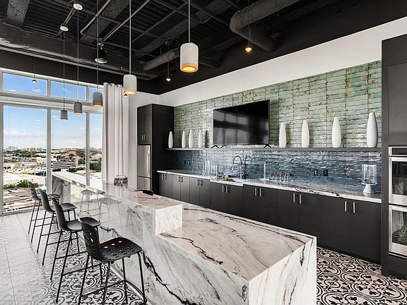 3rd image of 2903 NE 1st Ave #2614