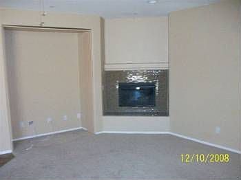 3rd image of 1833 Villines Ave