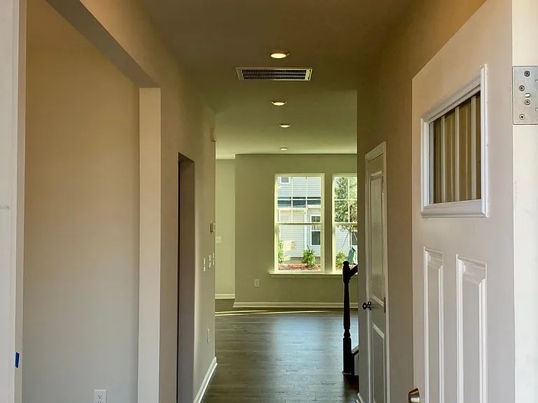 113 Barba Pass Ln — Photo 8