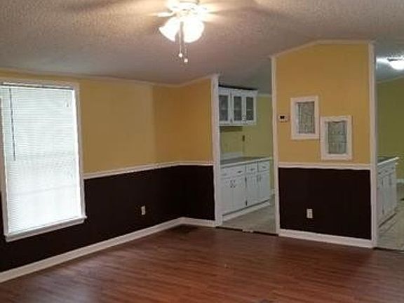3rd image of 169 Brentwood Ln