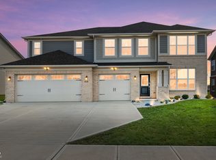 955 Garrison Dr, Greenwood, IN 46143
