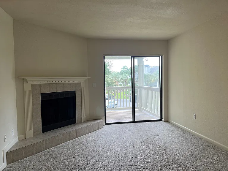 1481 Center Street Ext #707 — Photo 2