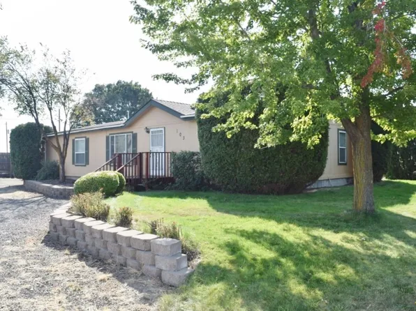 103 Columbia St, Helix, OR 97835