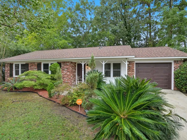 102 Tram Ct, Summerville, SC 29486