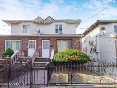 17 Highlawn Ave, Brooklyn, NY, 11223