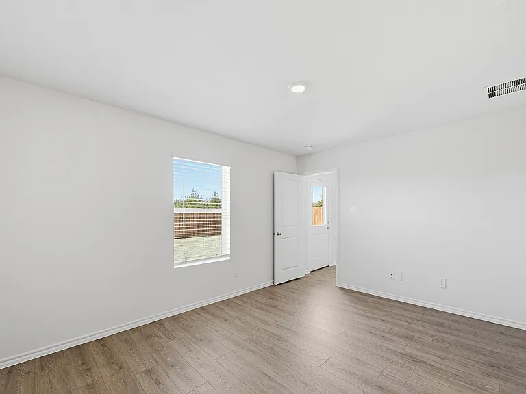 1309 Brook Ln — Photo 11