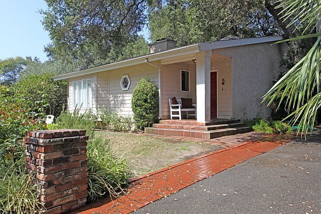 2nd image of 4855 Carmel Rd