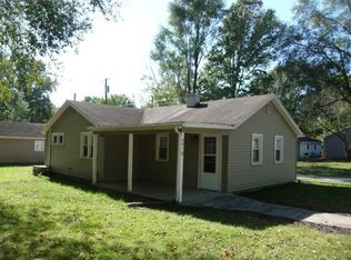 2611 McKeen St, Terre Haute, IN 47803