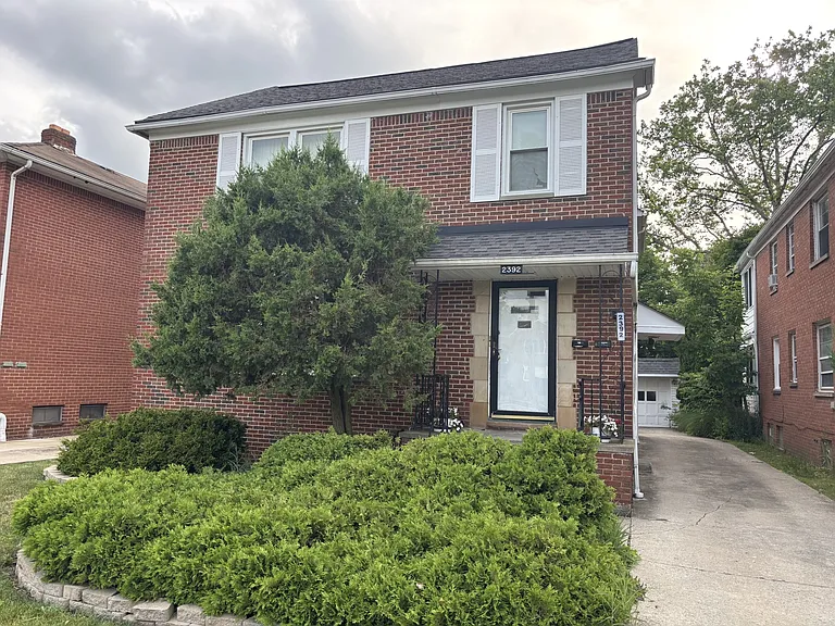 2392 Warrensville Center Rd #A — Photo 1
