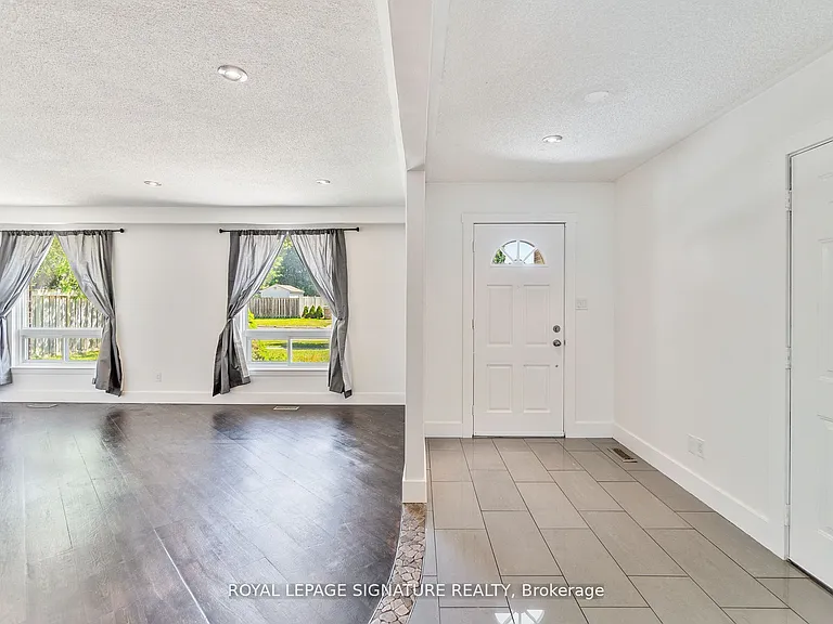 4 Patricia Ave #UPPER — Photo 7