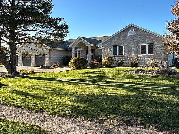 2nd image of 30 Ponderosa Dr