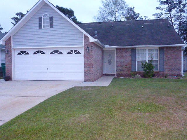 1st image of 909 Claeven Cir