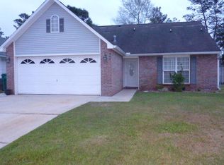 909 Claeven Cir, Fort Walton Beach, FL 32547