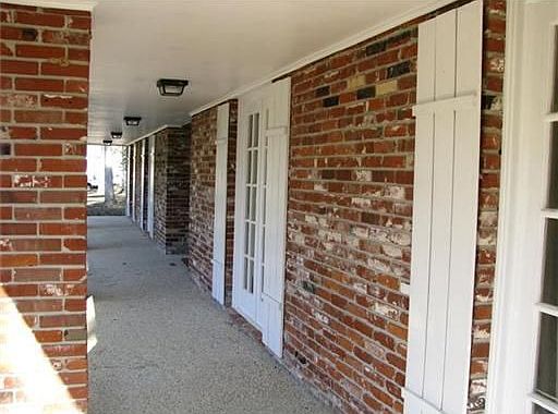 3rd image of 116 Fischer Dr