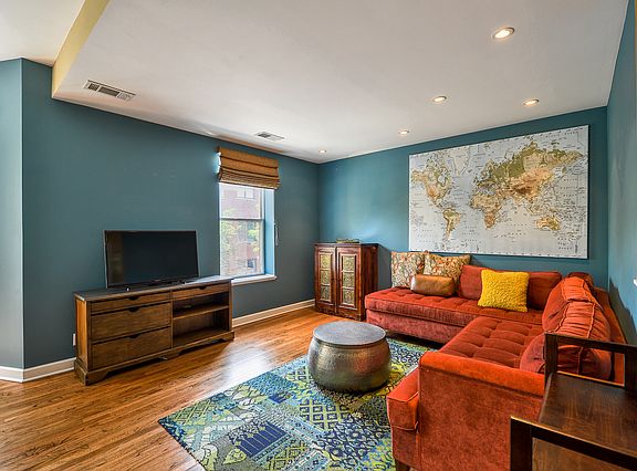 4th image of 1052 W Armitage Ave #B