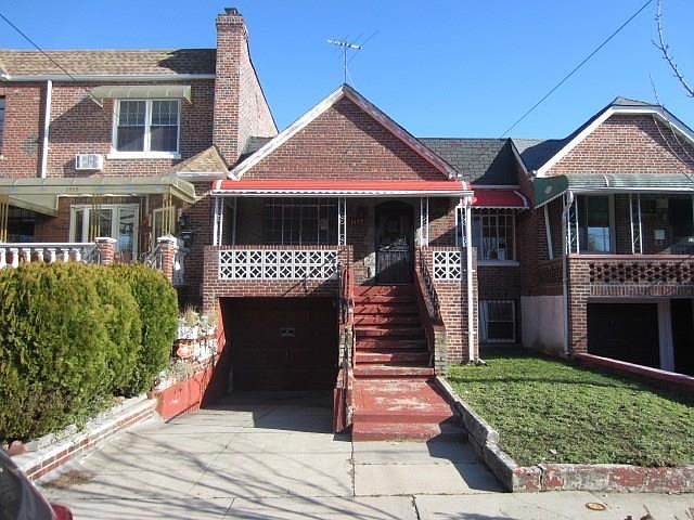 1st image of 1359 E 52nd St