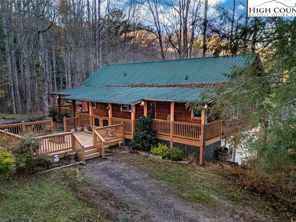 2417 Russell Norris Road, Elk Park, NC 28622