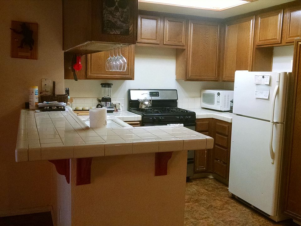 2nd image of 20235 Keswick St Unit 101