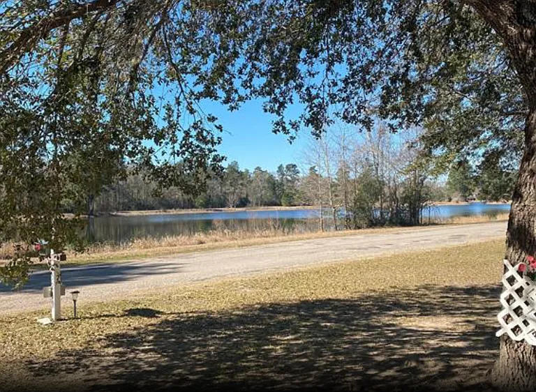 25374 Shoreline Rd — Photo 1