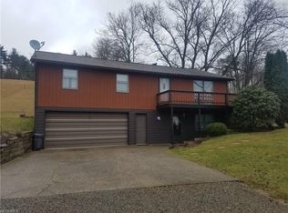 7023 Forest Rd SW, Dellroy, OH 44620