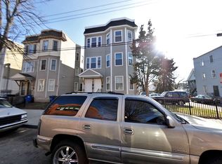 7 Richard St #2, New Haven, CT 06513