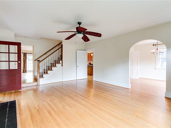 3rd image of 4003 Hanover Ave