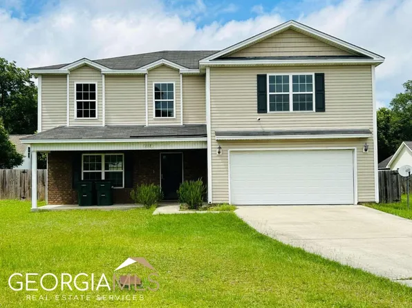 148 Auburn Cir, Glennville, GA 30427