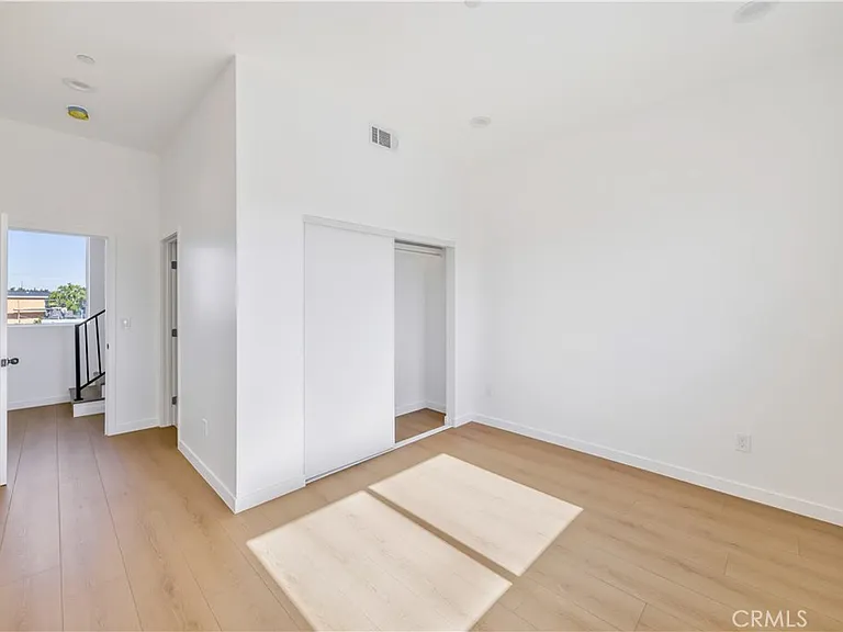 10905 Dalerose #B — Photo 9