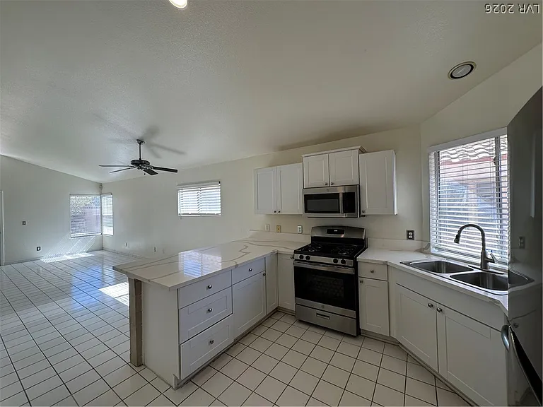 7872 Mount Whitney Cir — Photo 6