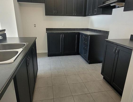 4th image of 304 Pumpkinseed Cres
