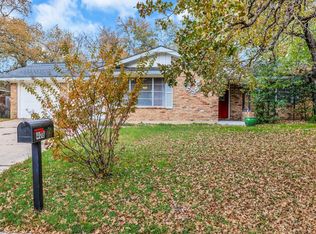 408 W Cheryl Ave, Hurst, TX 76053