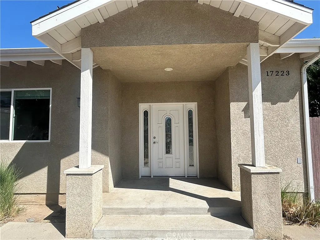 3 bed, 1650 sqft, $3,950 — Photo 3