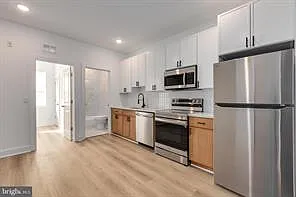 1634 W Susquehanna Ave #2 — Photo 3
