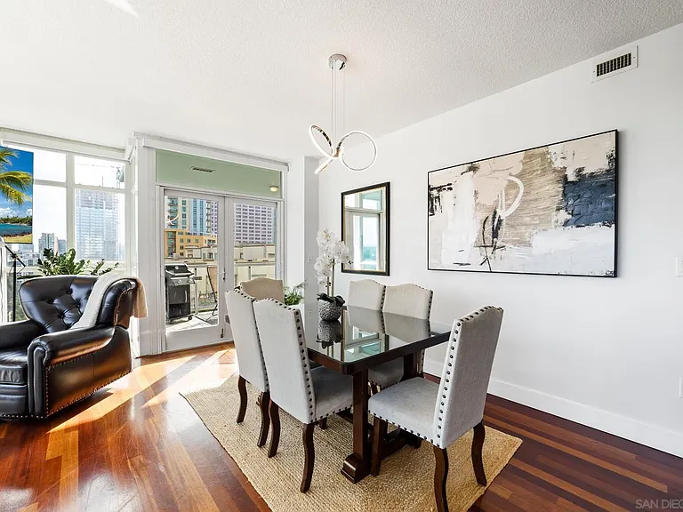 850 Beech St #511 — Photo 5
