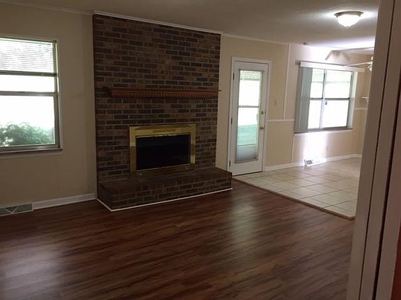 5th image of 10917 Dineen Dr