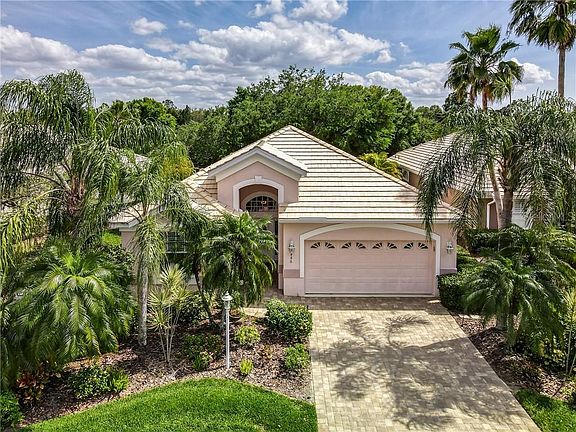 2nd image of 8486 Idlewood Ct