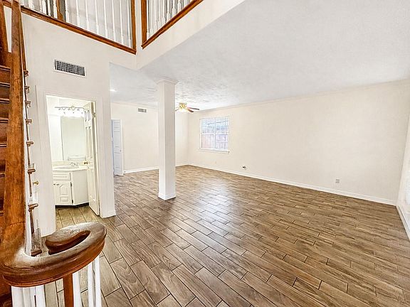 4th image of 13402 Balcrest Dr