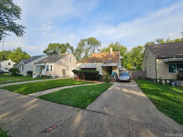7450 Rutland St, Detroit, MI 48228