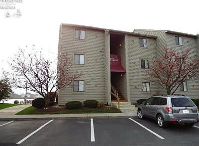 1st image of 509 W Lakeshore Dr APT C2