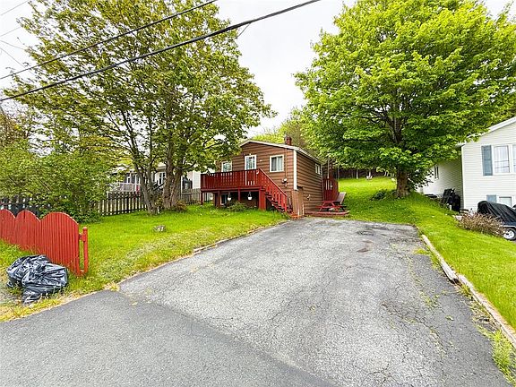 2nd image of 41 Hillview Drive
