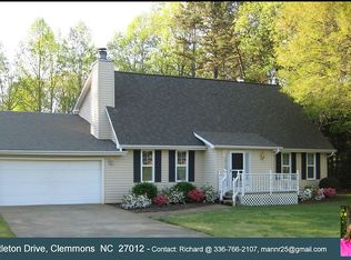 6739 Castleton Dr, Clemmons, NC 27012