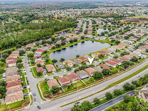 3rd image of 1430 Blackwater Pond Dr