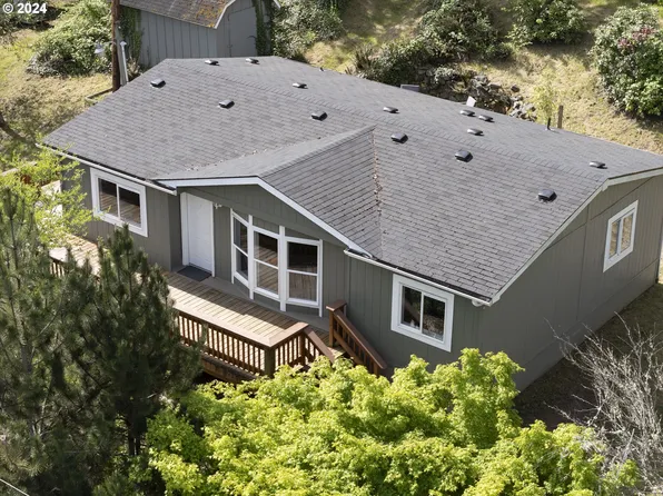 16833 NW Wapato Ave, Portland, OR 97231